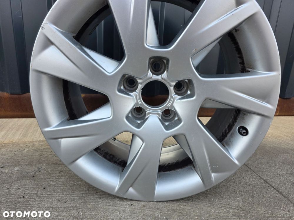 FELGA ALUMINIOWA AUDI VW SEAT SKODA 7.5J R17 ET28 8T0601025C S16/26 OK - 6