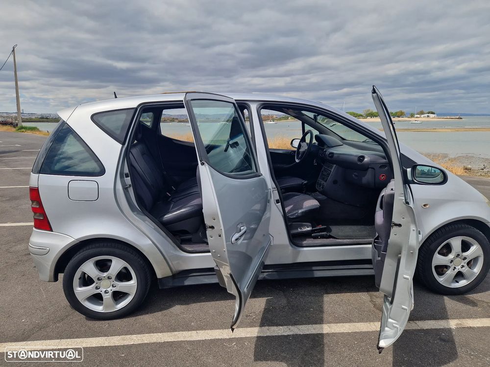 Mercedes-Benz A 170 CDi Avantgarde Longo - 11