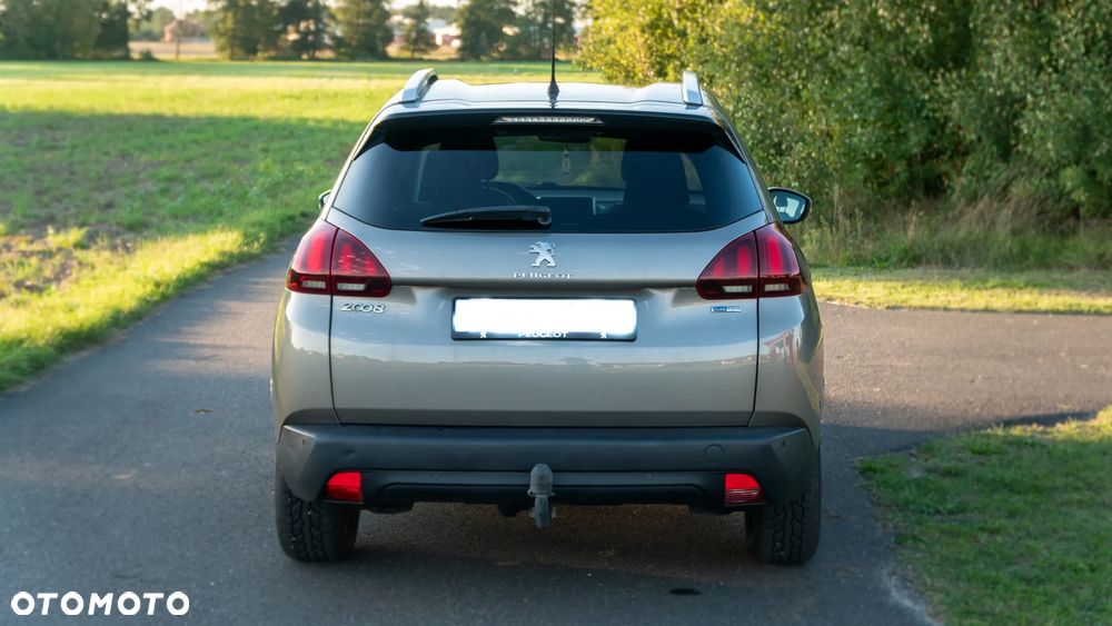 Peugeot 2008 PureTech 110 Stop&Start Style - 6