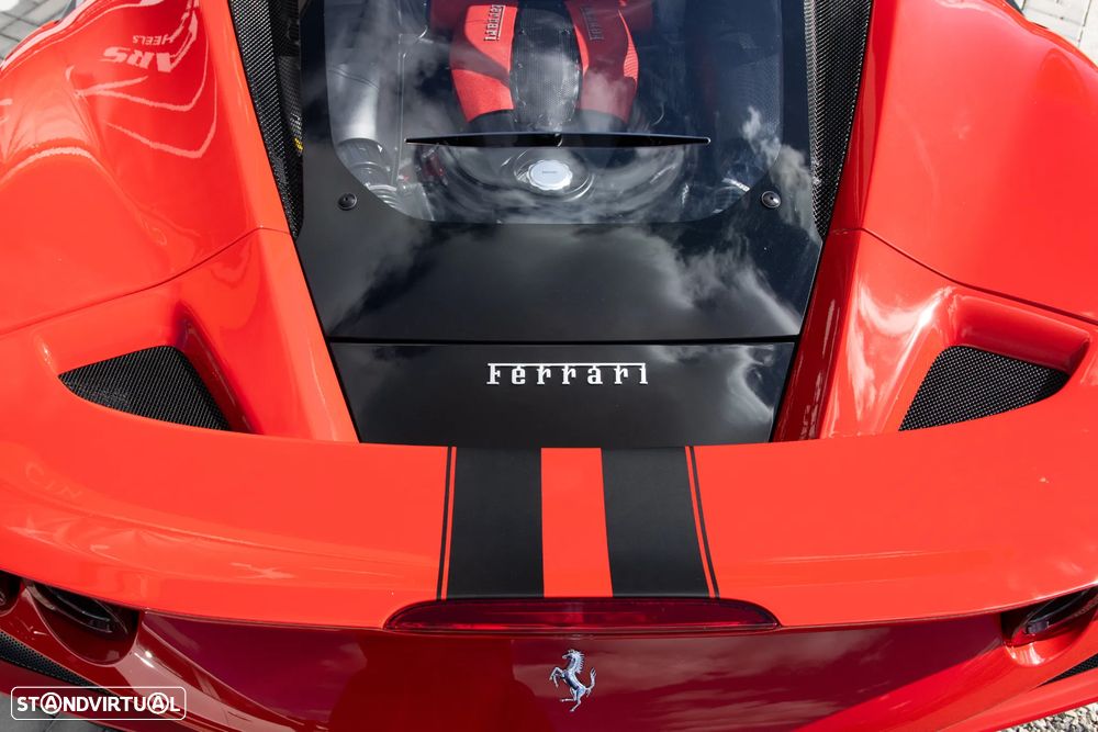 Ferrari F8 Tributo - 7