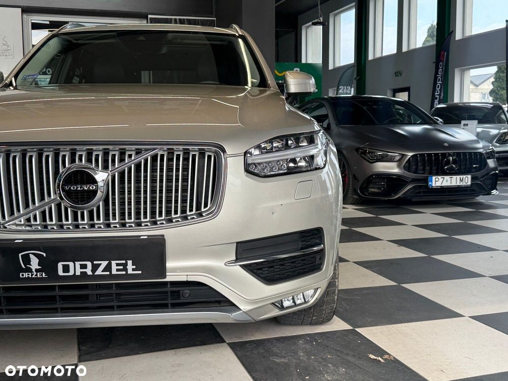 Volvo XC 90 - 38