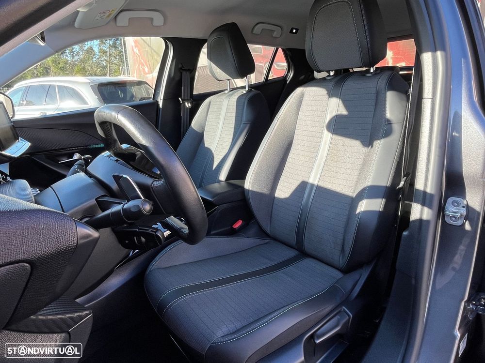 Peugeot 2008 1.5 BlueHDi Allure EAT8 - 15