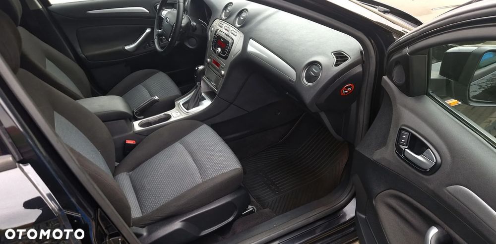 Ford Mondeo 2.0 TDCi Titanium - 22