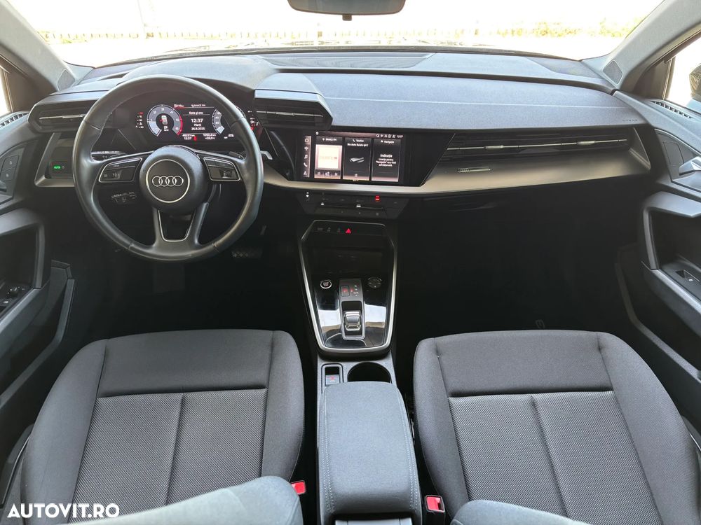 Audi A3 Sportback 2.0 30 TDI S tronic Basic - 5