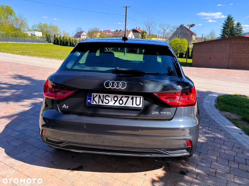 Audi A1 Sportback 1.0 TFSI - 2