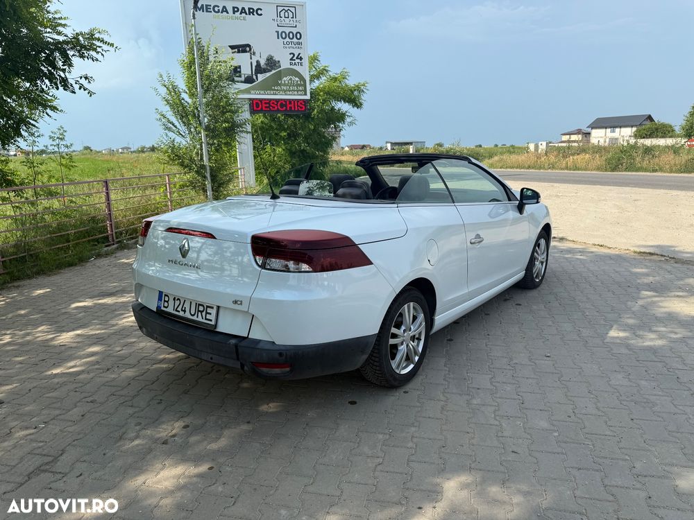 Renault Megane III Coupe 1.5 dCi Color Edition - 4