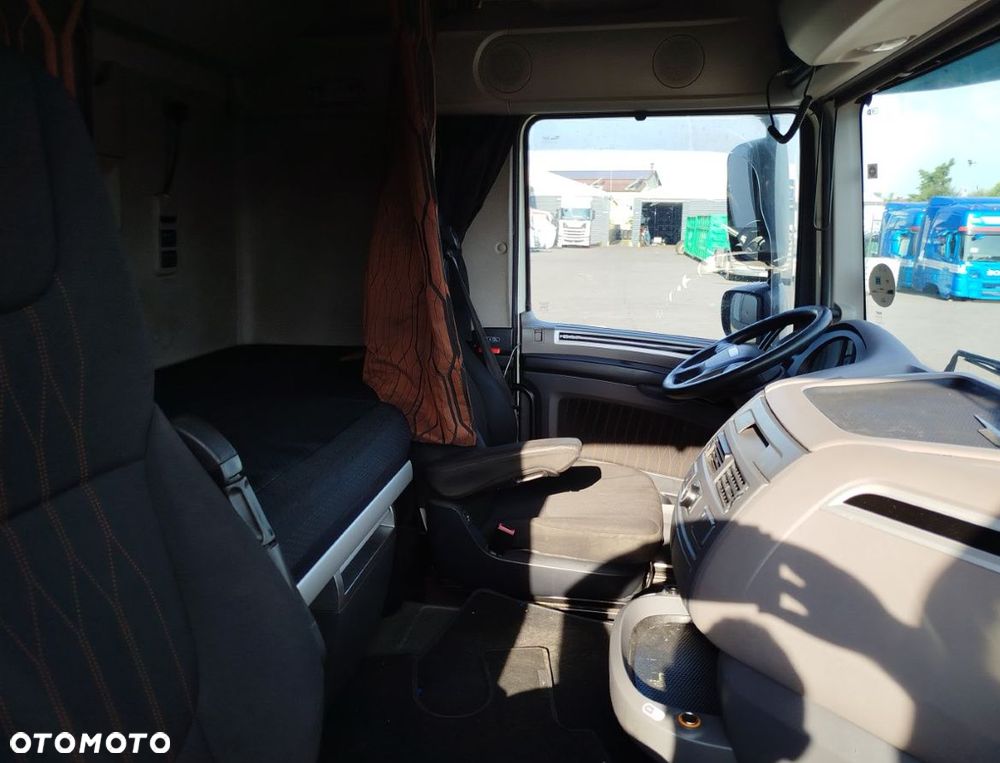 KABINA DAF XF 106 LIFT - 9