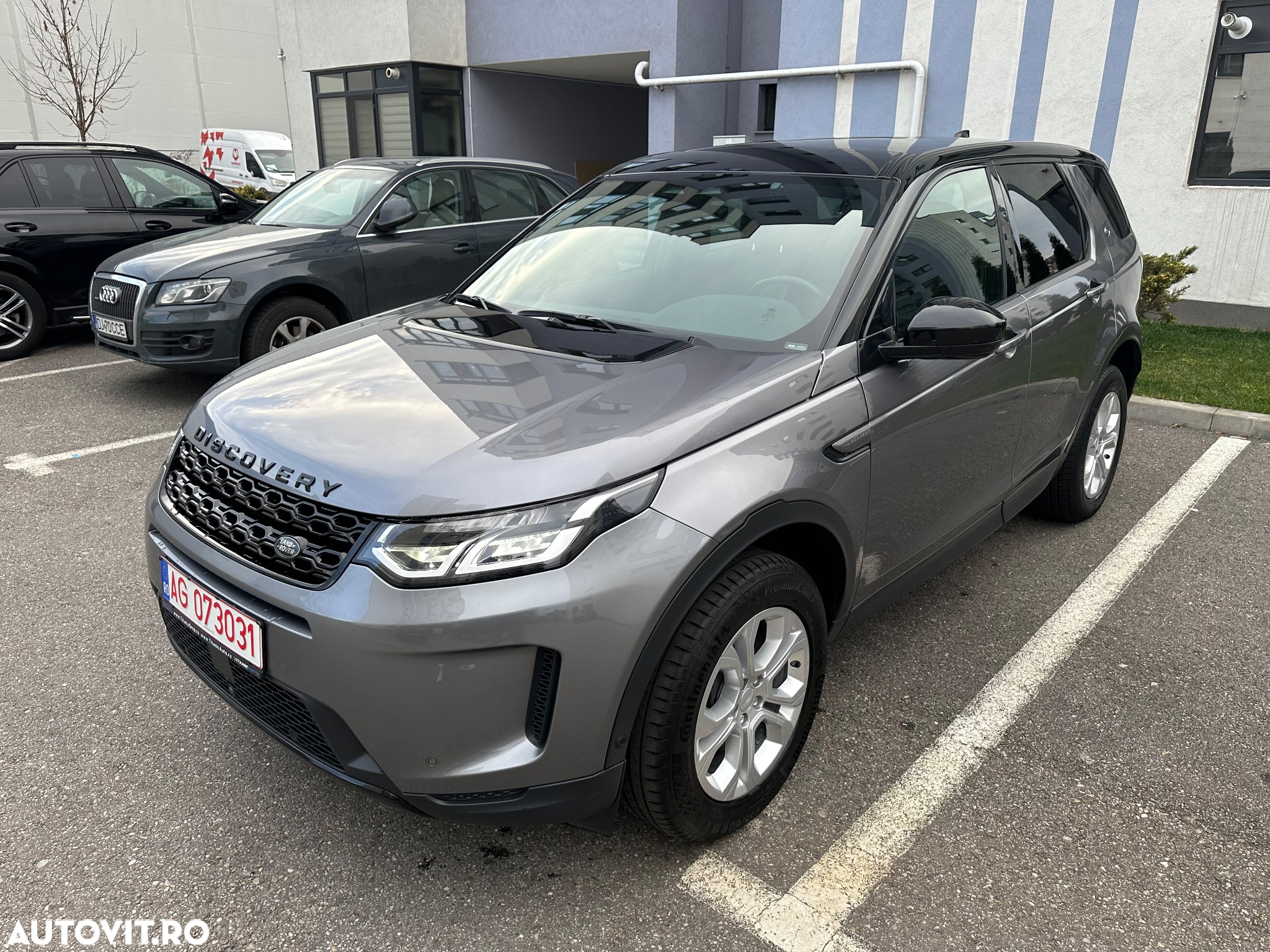 Land Rover Discovery Sport 2.0 D165 MHEV - 16