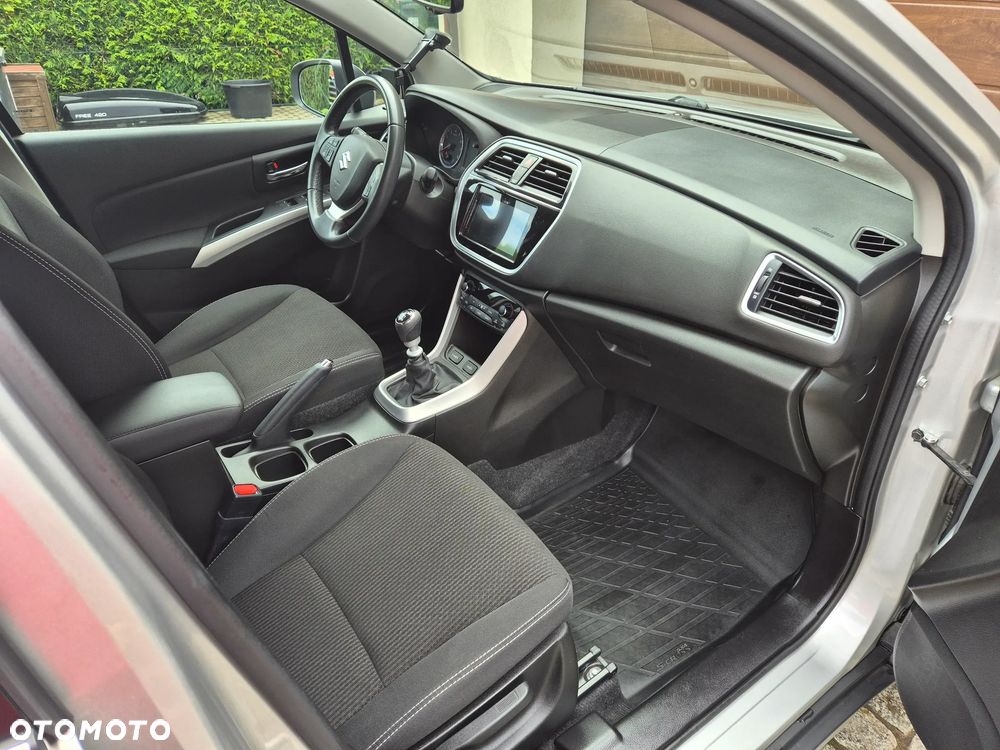 Suzuki SX4 S-Cross - 11