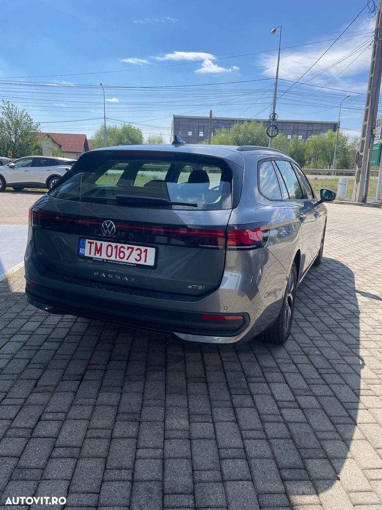 Volkswagen Passat 1.5 eTSI DSG MHEV Base - 6