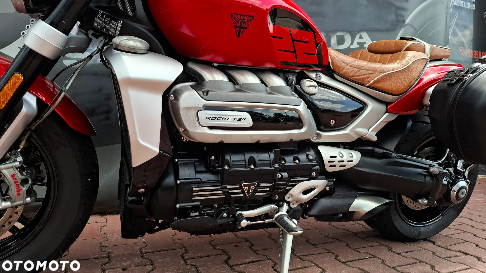 Triumph Rocket - 11
