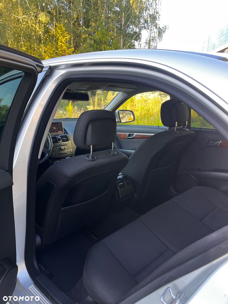 Mercedes-Benz Klasa C 200 Kompressor Classic - 9