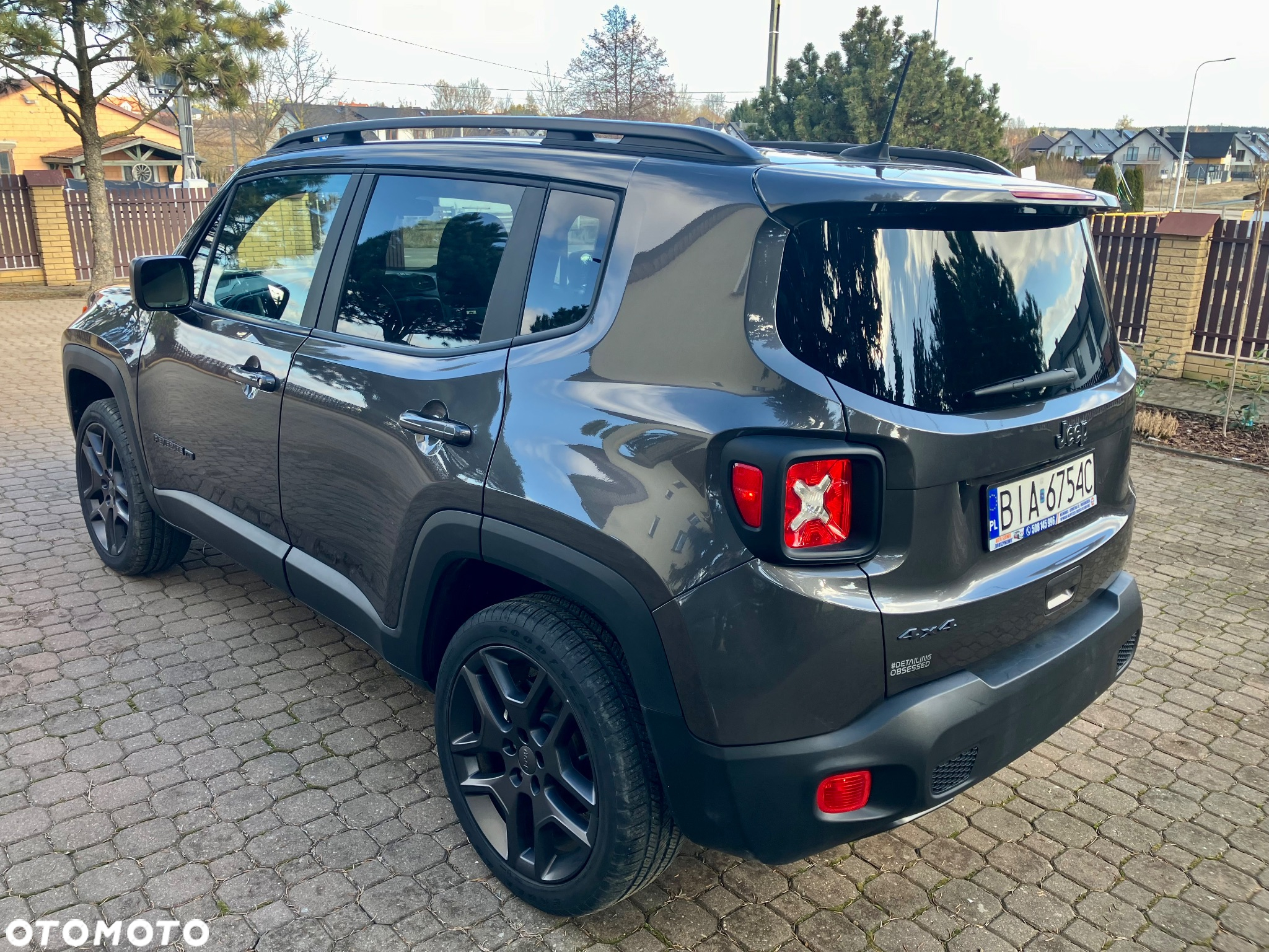 Jeep Renegade - 4