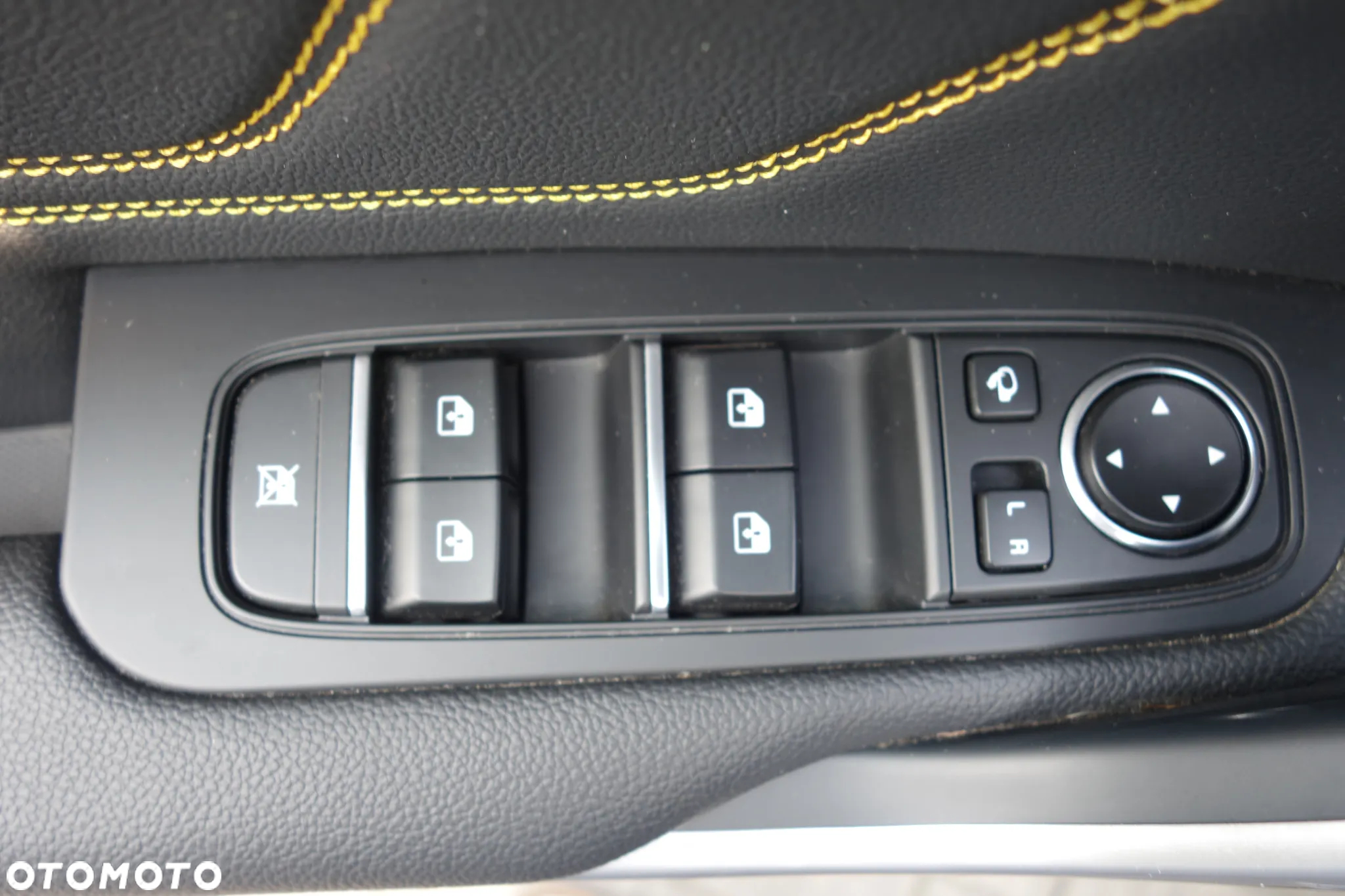 Kia XCeed 1.5 T-GDI L Business Line - 35