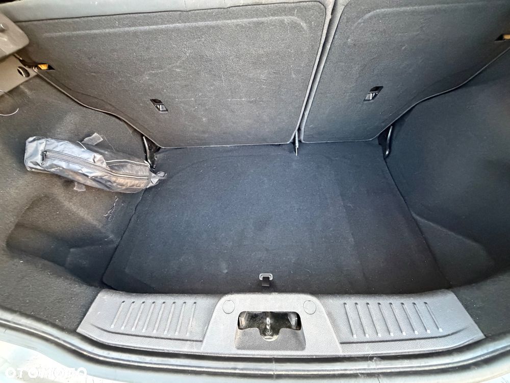 Ford Fiesta - 7