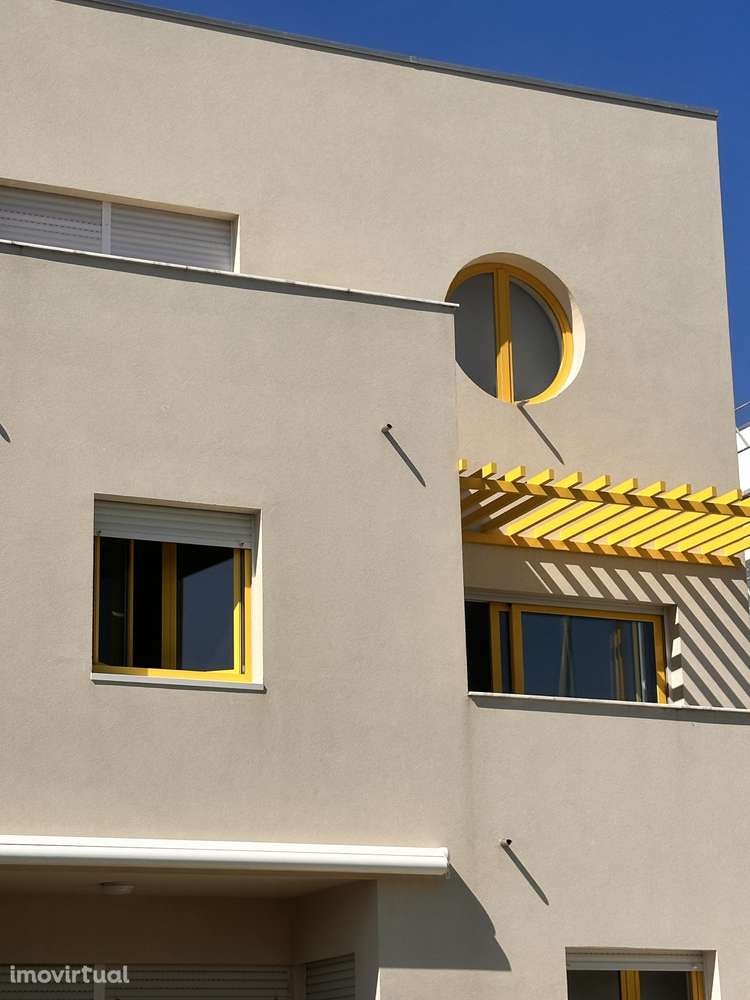 Esposende - Apartamento  T3  com piscina e garagem fechada - Grande imagem: 2/38