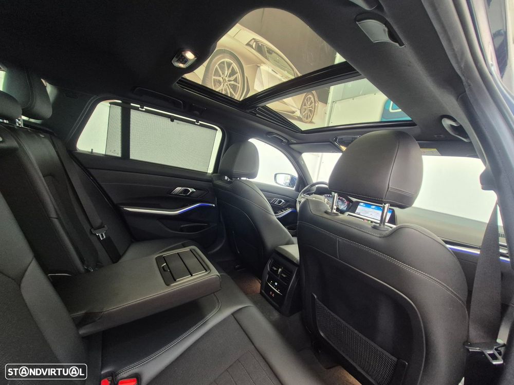 BMW 318 d Line Sport Auto - 33
