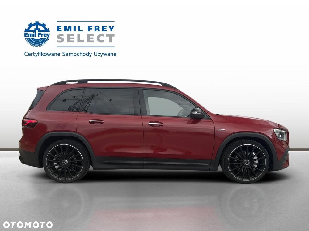 Mercedes-Benz GLB - 7