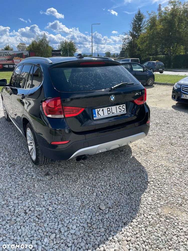 BMW X1 xDrive28i xLine - 3