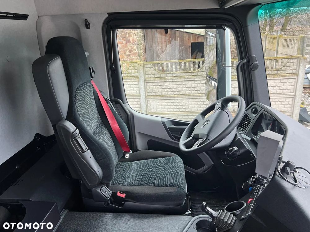 Mercedes-Benz Antos 1832 / Izoterma / Euro 6 / Winda / - 34