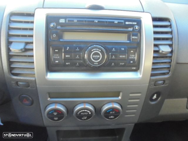 Nissan Pathfinder 2.5 dCi SE Comfort - 14