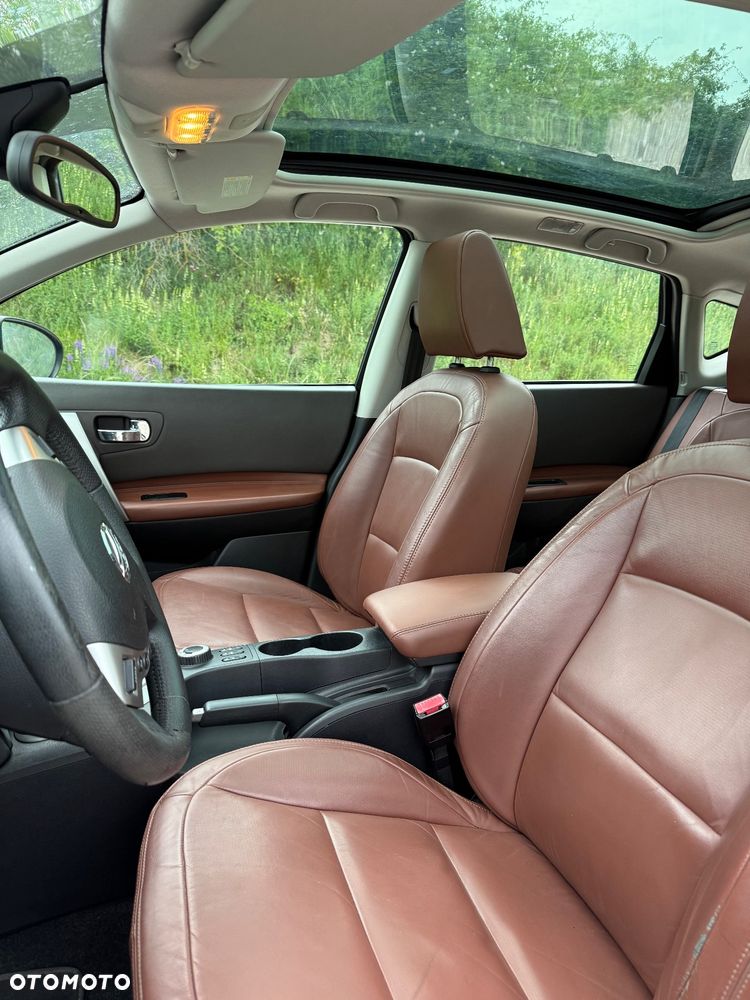 Nissan Qashqai 2.0 4x4 Tekna Premium CVT - 4