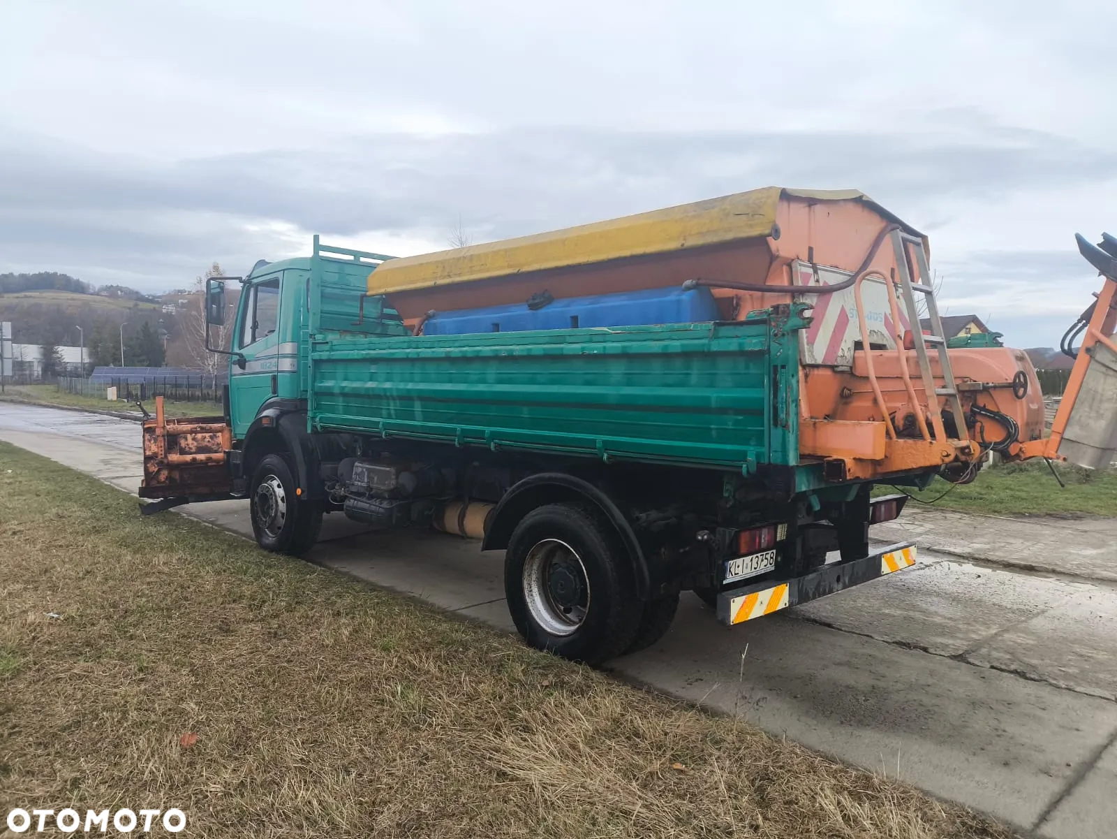 Mercedes-Benz SK 1824 - 4