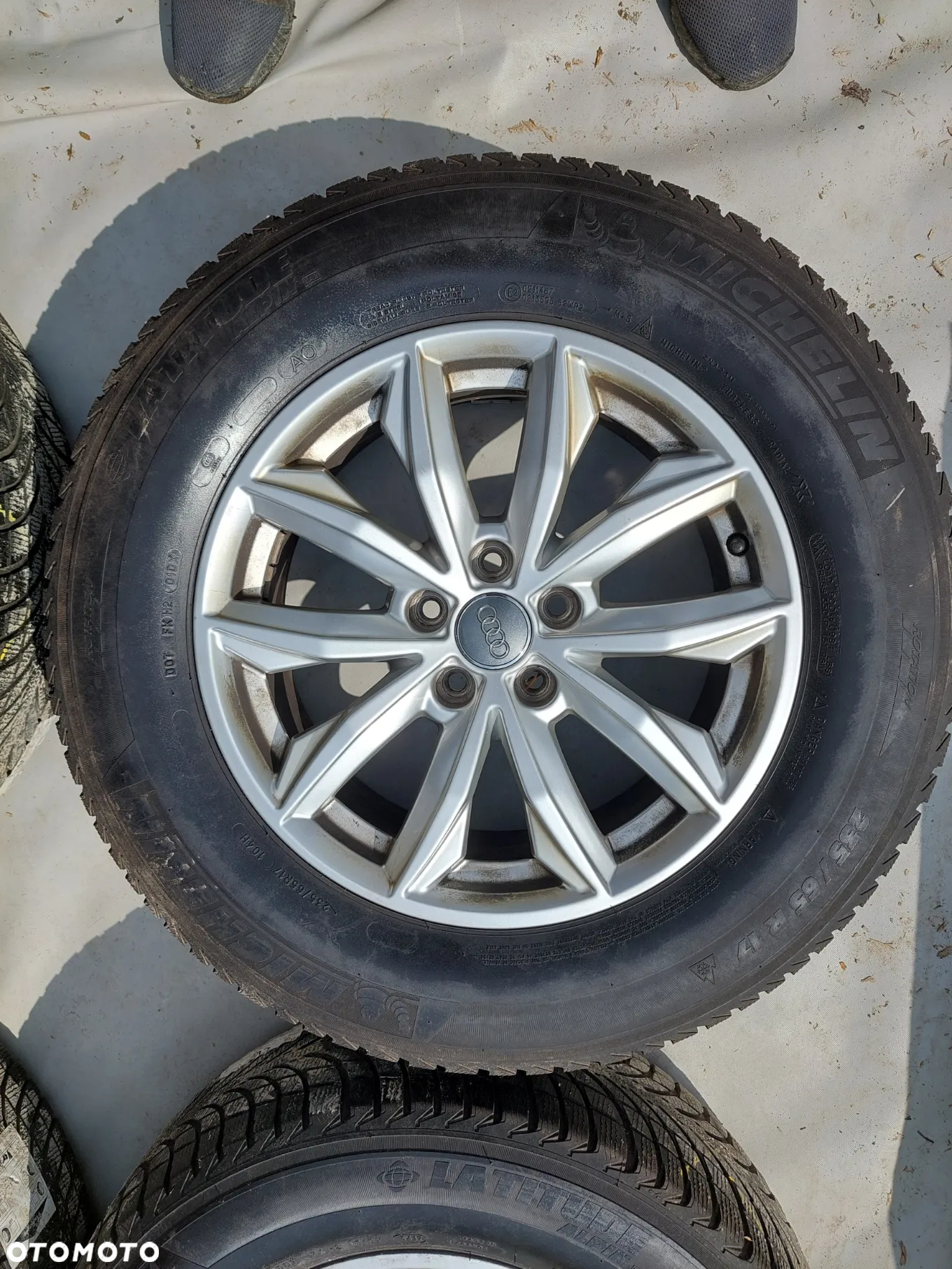 FELGI ALUMINIOWE 17 cali AUDI 7x17 5x112 ET34 R17 80A601025J - 4