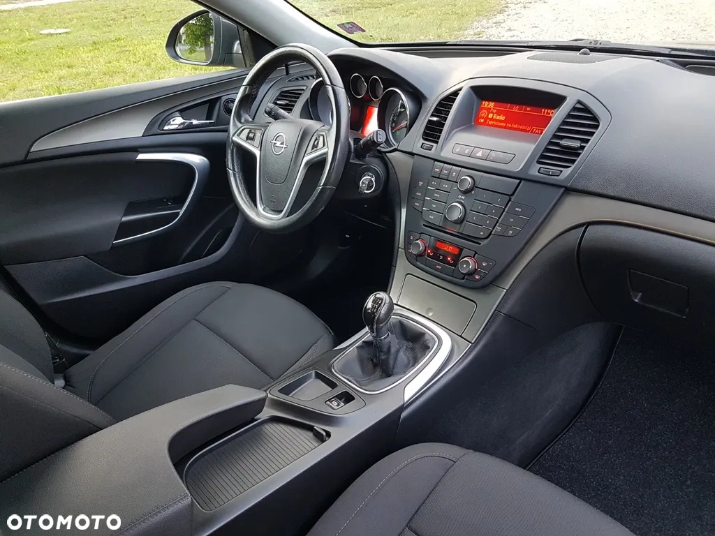 Opel Insignia 1.8 Sports Tourer - 27