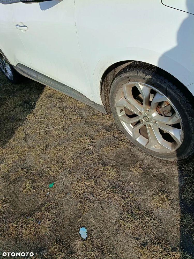 Renault Scenic ENERGY dCi 110 EDC BOSE EDITION - 18