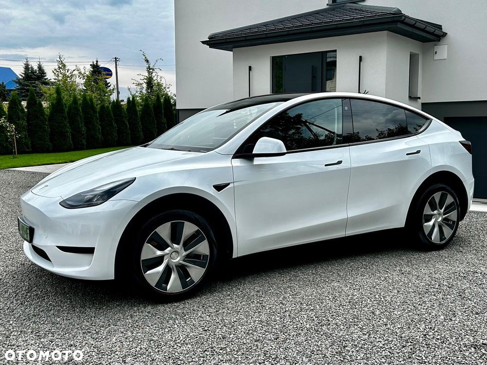 Tesla Y RWD - 1
