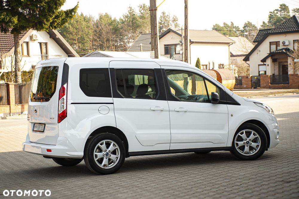 Ford Transit Connect - 8