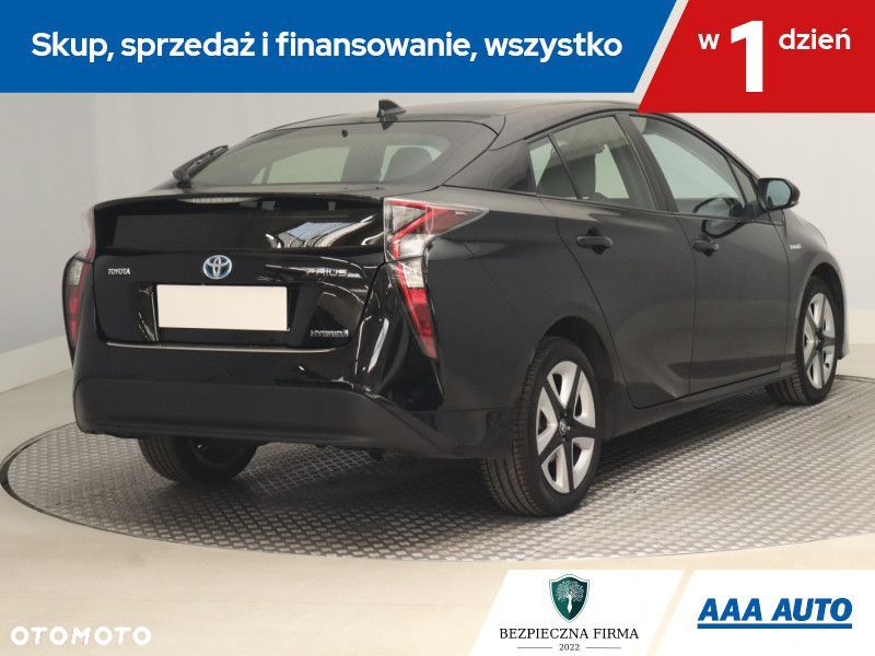 Toyota Prius - 7