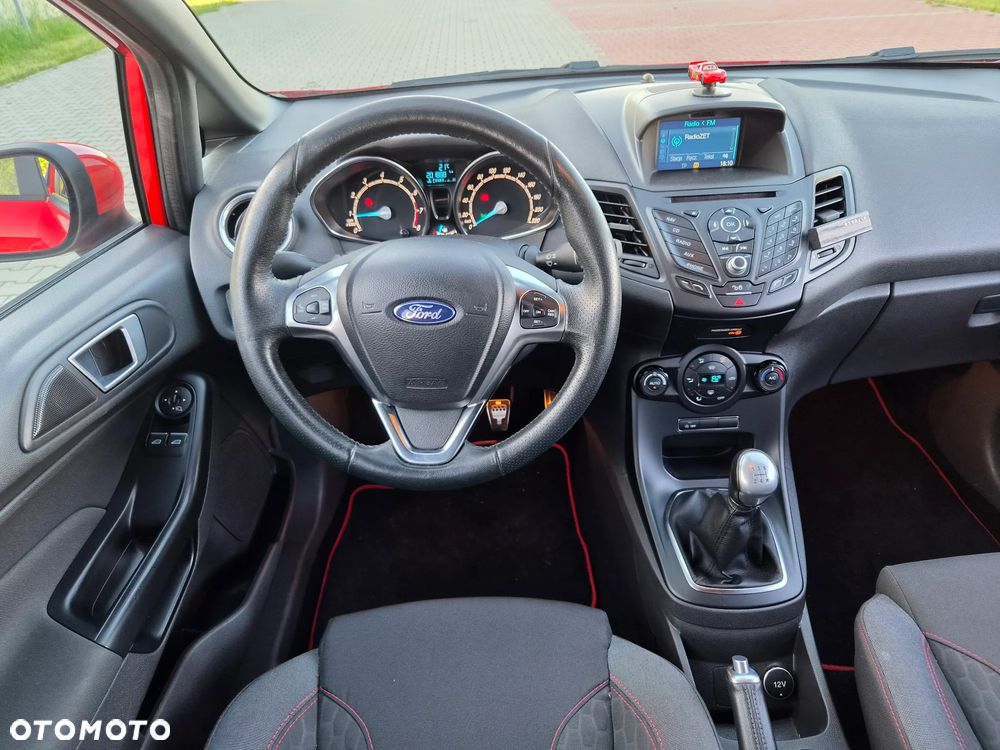 Ford Fiesta 1.0 EcoBoost ST-Line - 34