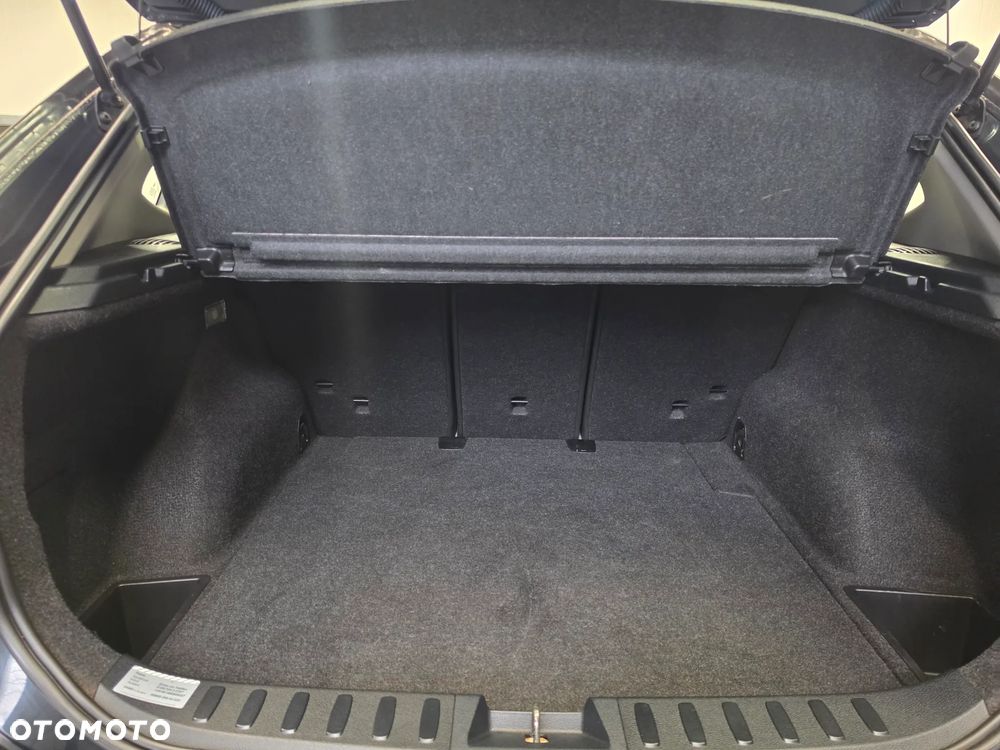 BMW X1 sDrive18d xLine - 20