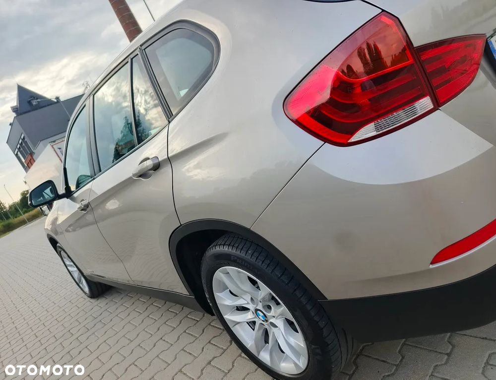 BMW X1 sDrive18i Sport Line - 14