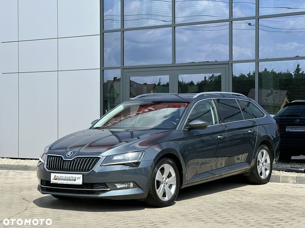 Skoda Superb 2.0 TDI SCR Ambition DSG - 4