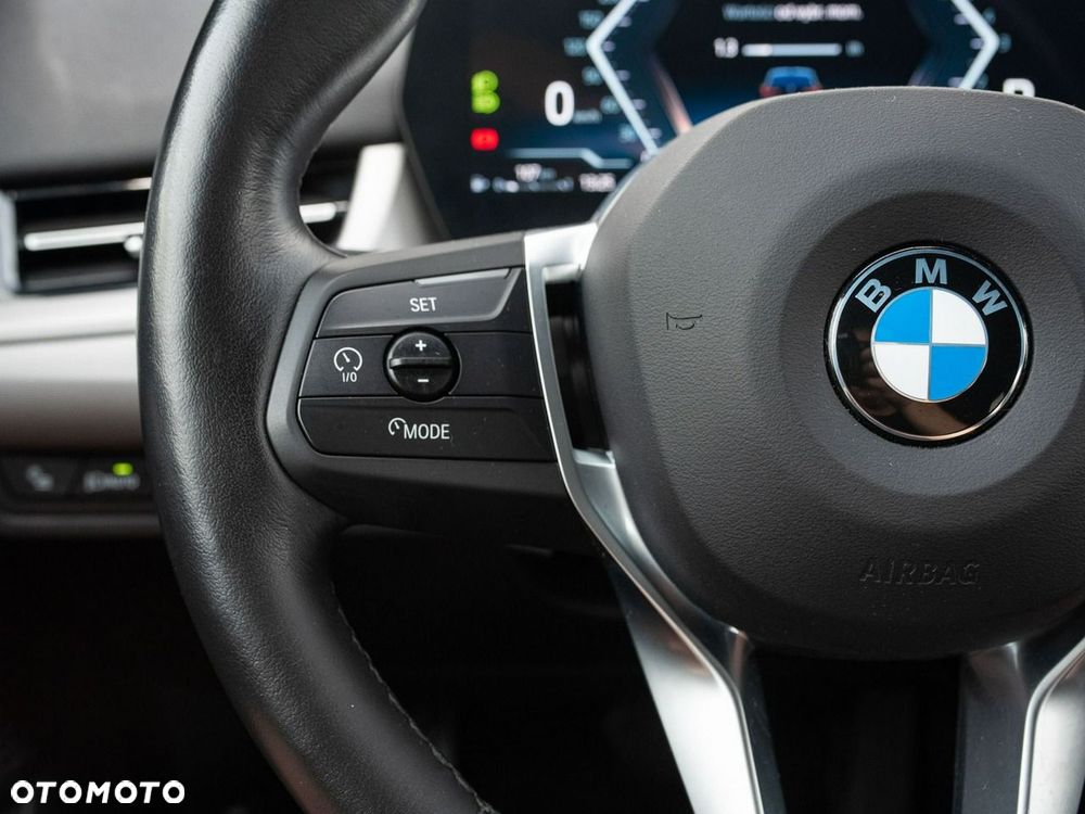 BMW X1 sDrive18d - 14