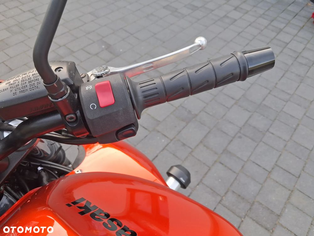Kawasaki ER - 13