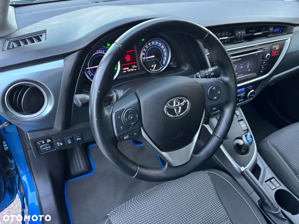 Toyota Auris - 23