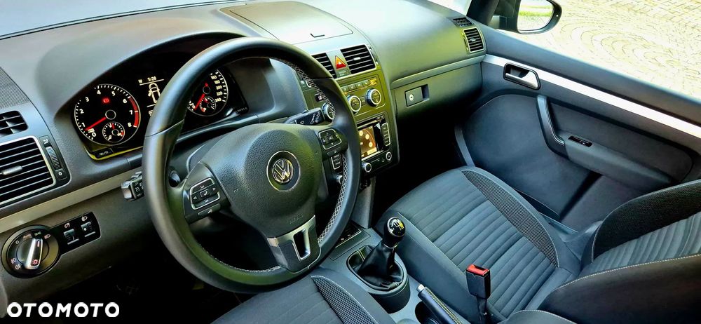Volkswagen Touran 1.2 TSI Cup - 10