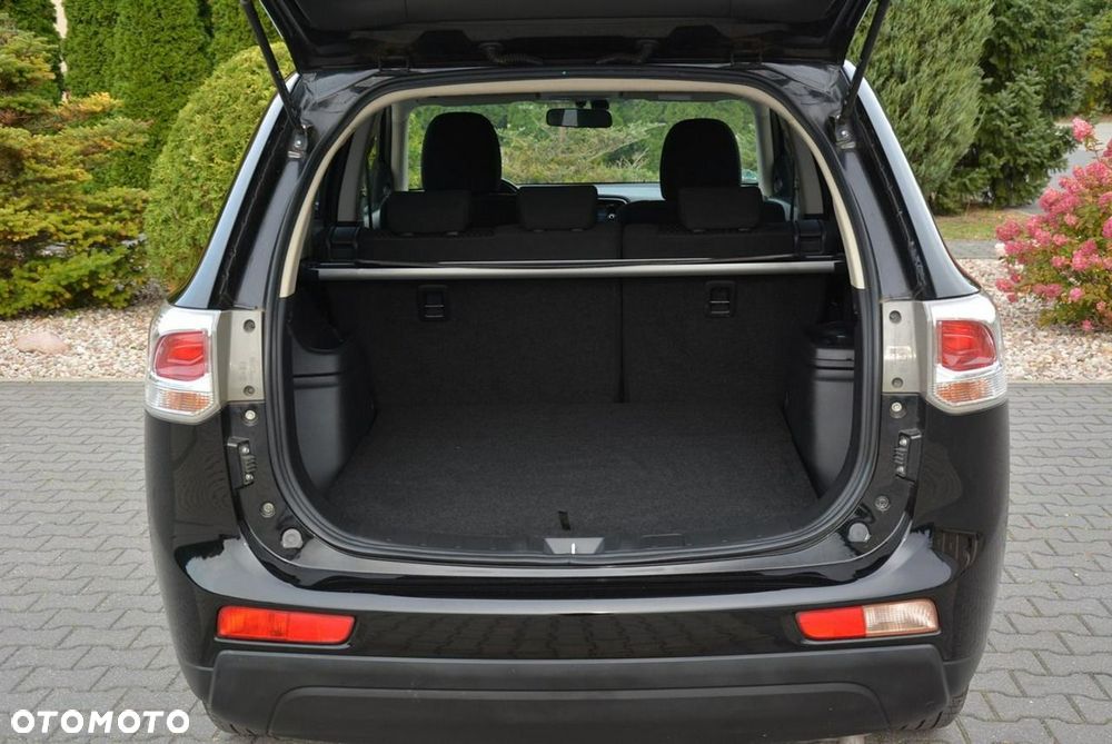 Mitsubishi Outlander 2.0 2WD Active - 31