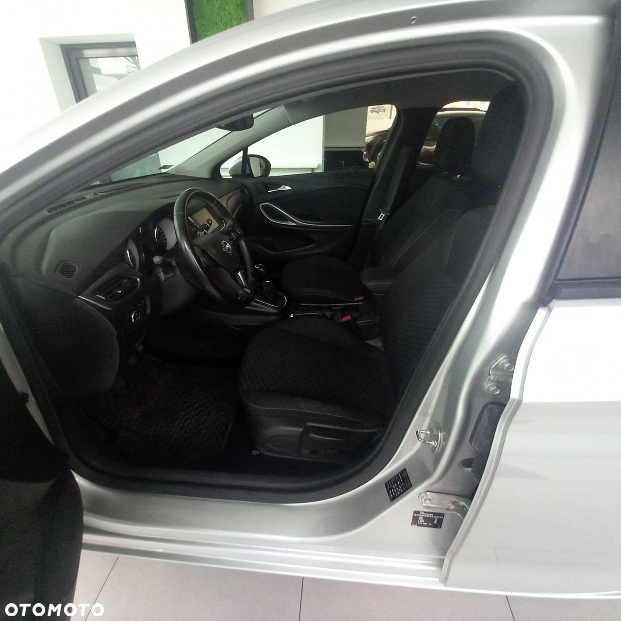 Opel Astra V 1.4 T Enjoy - 5