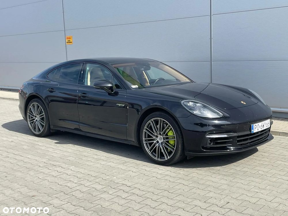 Porsche Panamera - 28