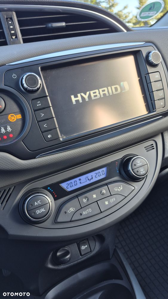 Toyota Yaris 1.5 VVT-i Comfort - 14