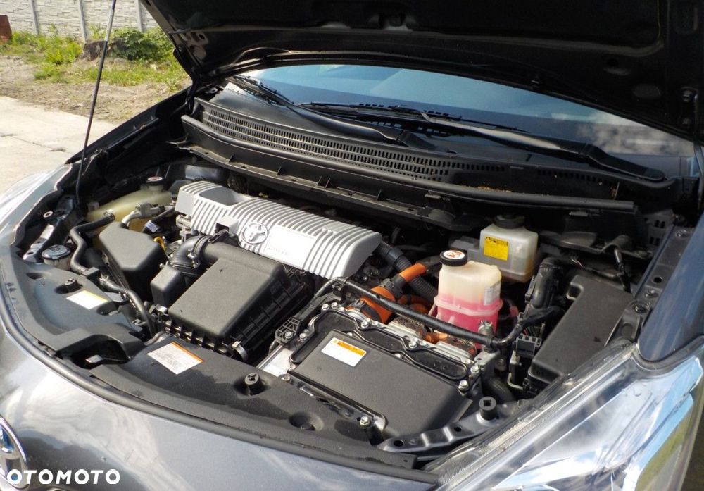 Toyota Prius+ - 7