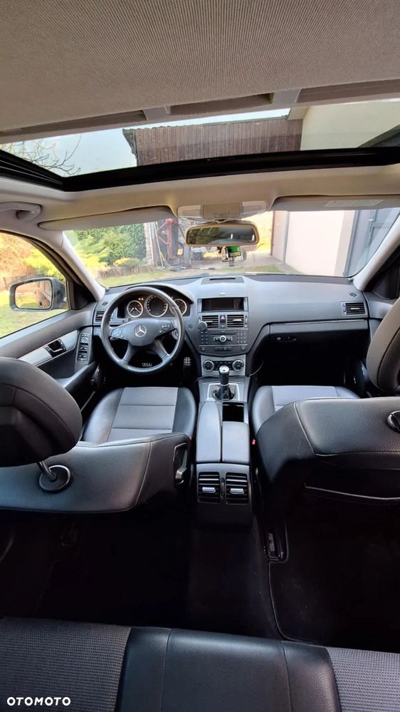 Mercedes-Benz Klasa C 220 CDI Avantgarde - 3