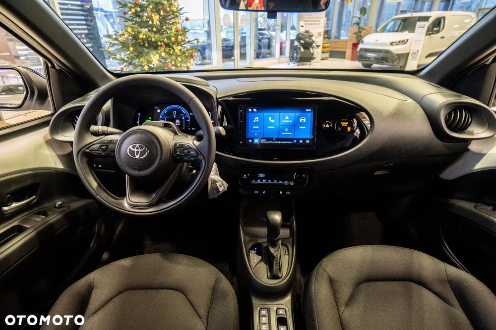 Toyota Aygo X Hybrid 1.5 Comfort e-CVT - 9