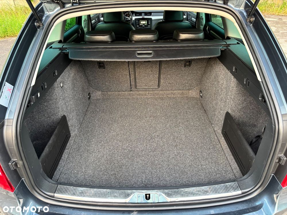 Skoda Superb 1.6 TDI Green tec Exclusive - 31