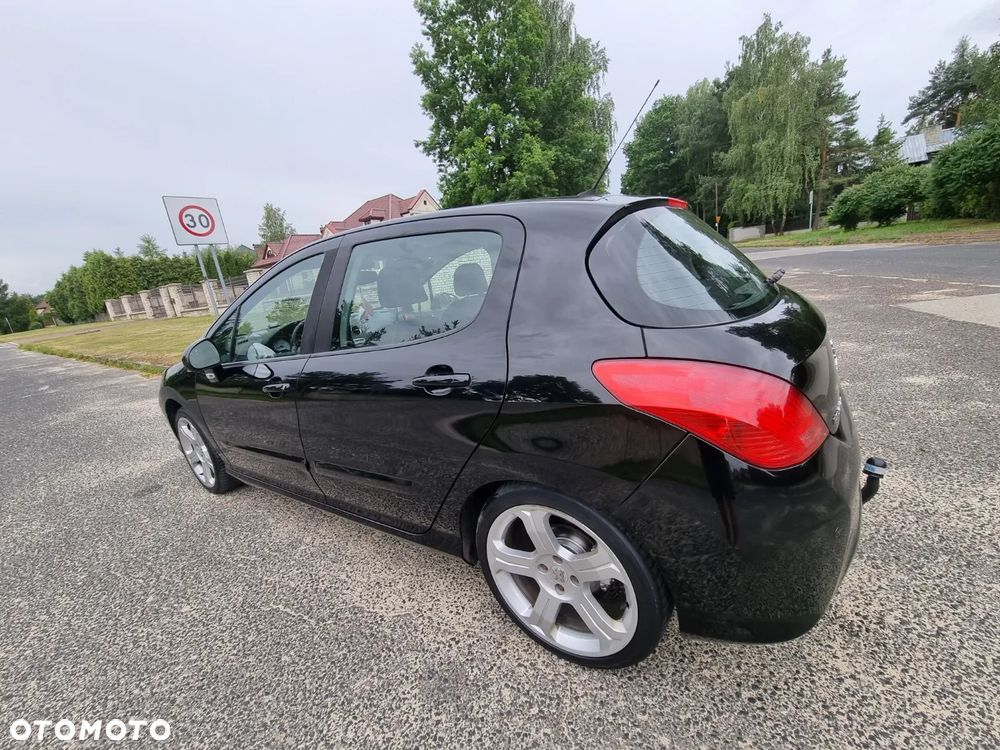 Peugeot 308 1.6 Premium Plus - 24